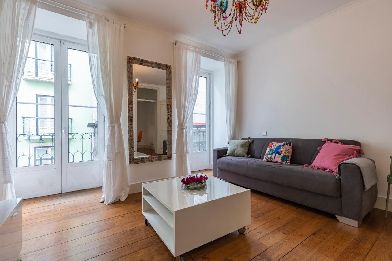 Lovely Patio Getaway In Lisbon Apartment Exterior photo